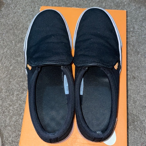 Black and White Nike Slip On Shoes - Picture 1 of 8